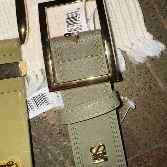 STEVE MADDEN Soffiano leather olive green belt with gold hardware size medium - Picture 2 of 7